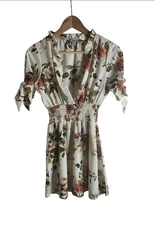 J For Justify White Floral Dress With Buttons Size Small