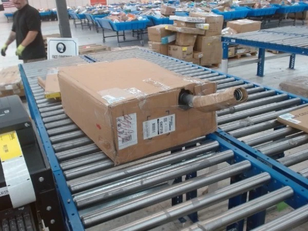 Spectra Premium GM2721B Fuel Tank w/ Filler Neck for GM Vehicles Stainless - Image 3 of 3