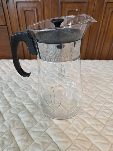 Vintage PYREX COFFEE CARAFE 10 Cup Pot Glass with Lid MCM Retro Pitcher