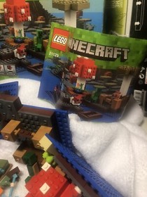 LEGO Minecraft The Mushroom Island 21129 100% Complete w/ Figs & Instructions 
