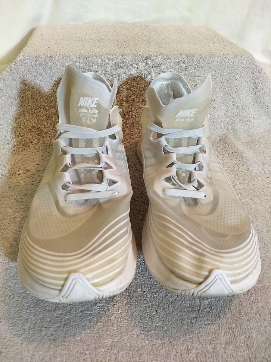 Nike Mens Zoom Fly SP Triple White Running Shoes (BQ7024-100 Nike Mens Zoom Fly SP Triple White Running Shoes (BQ7024-100