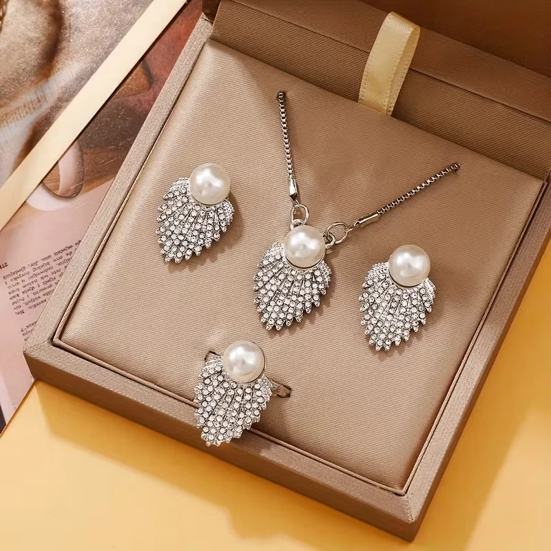 Parure Gioielli Donna KBRPEY Con Girasole - Collana, Orecchini, Anello, Bracciale - Regalo Anniversario, San Valentino