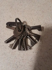 Vintage Economy Auto Supply Co. 3rd St. East Pa Key Ring W 8 Keys