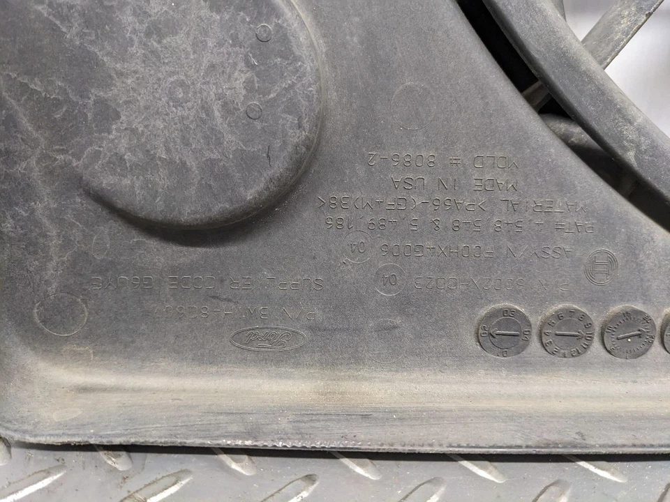 Radiator Fan Motor Fan Assembly Fits 03-05 CROWN VICTORIA 1179488 - Image 3 of 4