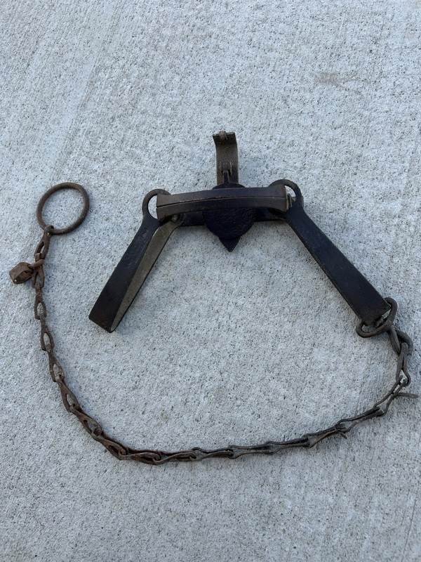 Newhouse Vintage Trap Double Stamped Springs Heavy Ring