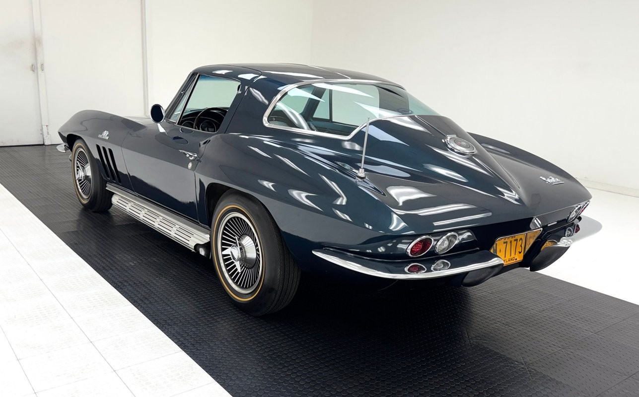 1966 Laguna Blue Metallic Chevrolet Corvette   | C2 Corvette Photo 3