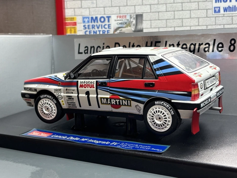 1:18 *BOXED* SUN STAR 1989 LANCIA DELTA HF INTEGRALE 8V Tour De Corse RALLY WRC! - Image 3 of 4
