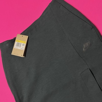 Nike Tech Pack Knit Skirt Green Gray Slim Fit IM6181-390 NEW $125 Women s Small