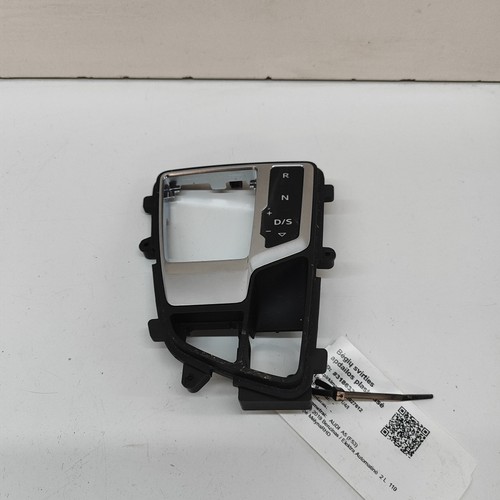 Audi A5 F5 Getriebebereich Plastik -Trimm 8W2713111c RHD 2019 31863347