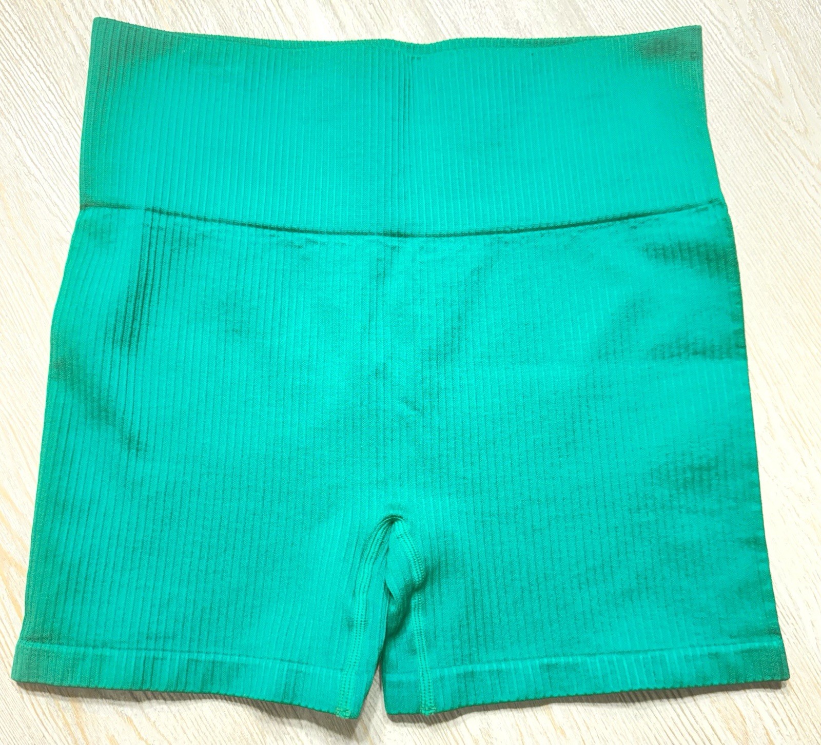 Zyia Active Green Ribbed Seamless Biker Shorts Womens Medium High Rise Gym