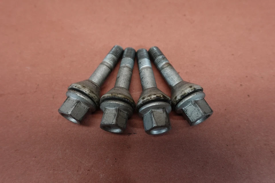 Болты задних колес 1983 - 1992 BMW K100 RS - Изображение 4 из 4