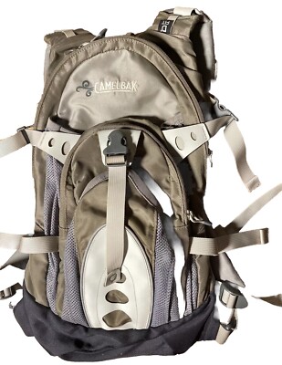 CamelBak D2 Hydration Hiking Cycling Bike Back Pack No