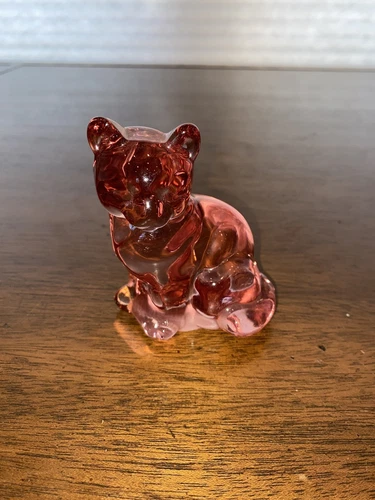 ADORABLE VTG FENTON Pink Art Glass Sitting Cat/Kitty Figurine 3.75"H