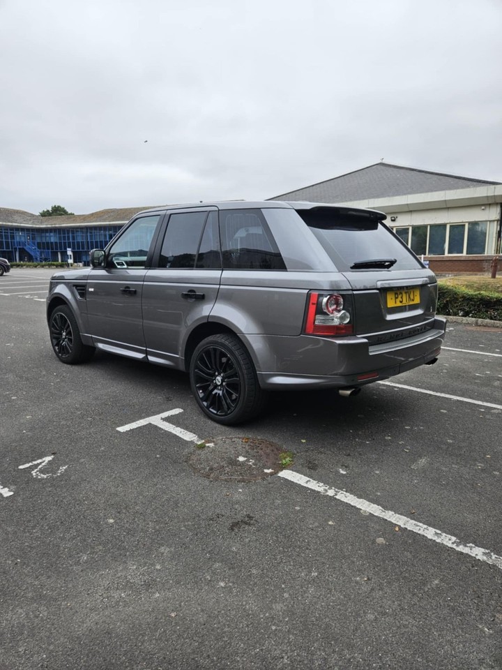 Range Rover Sport 2010 SVDV6 HSE Top Spec | eBay UK