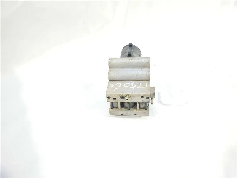 Bomba ABS 93 solo OEM 1993 Cadillac Allante Foto 4 de 4