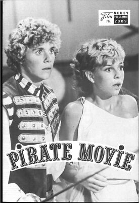 NFP 7889 | PIRATE MOVIE | Kristy McNichol, Christopher Atkins, Ted Hamilton