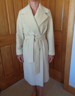 NICE $3,125 Samos Placenza Cashgorissimo Cashmere Lined Cream Colored Coat L@@K!