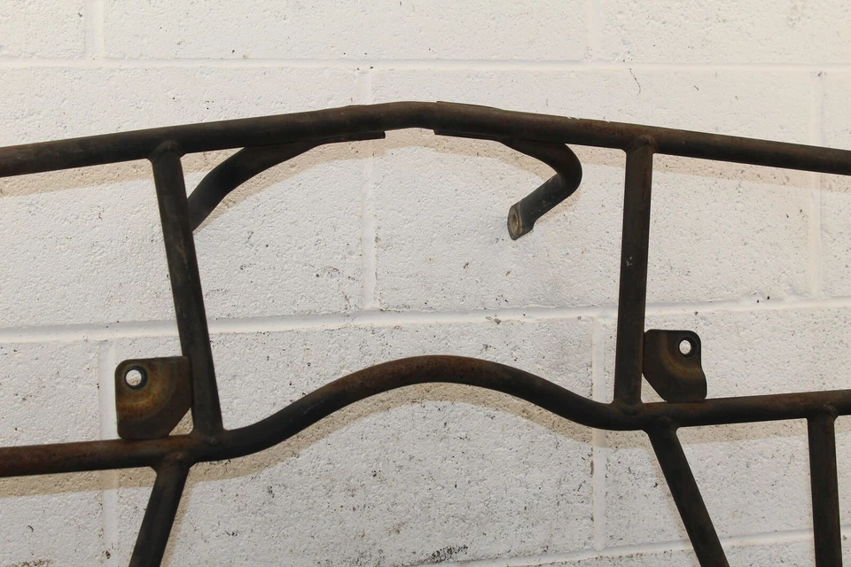 2006 Polaris Sawtooth 200 ЗАДНИЕ СТОЙКИ БАГАЖНИКА B255 - Изображение 2 из 4