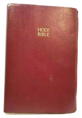 Holy Bible NKJV New King James Version Giant Print Red Letter 2006 ...