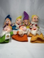 Disneyland Disney World The Seven Dwarfs Plush Hand Puppets Set 10  Snow White