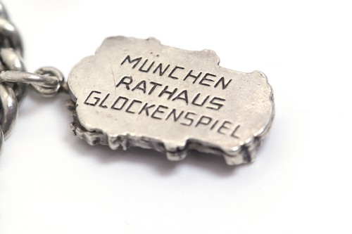 Vintage Argent Costumes Bracelet Munich (800er Argent) + 5. Breloques,LONGUEUR: - Photo 4 sur 10