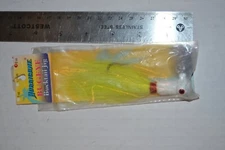 Hurricane Bugeye 5" Bucktail Jig, 2 oz,  White/Chartreuse NIP - Perfect!