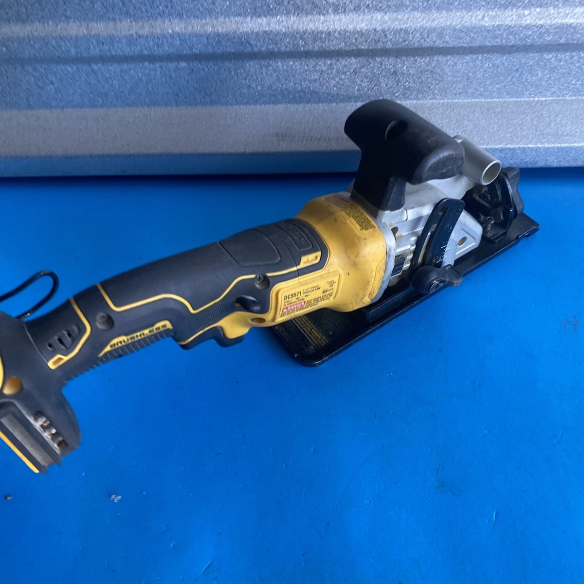 Dewalt dcs571 clearance circular saw