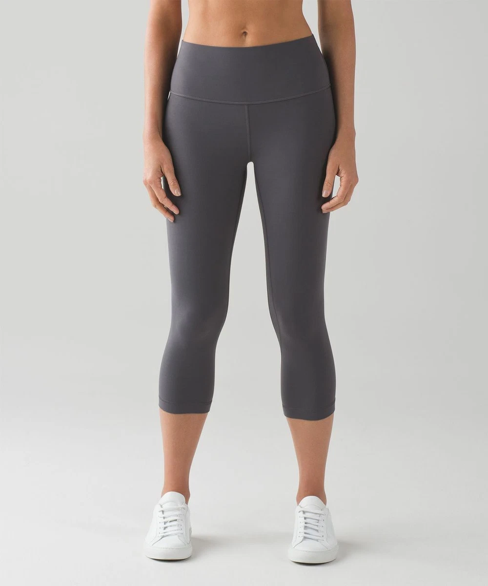 NEW LULULEMON ALIGN CROP 21