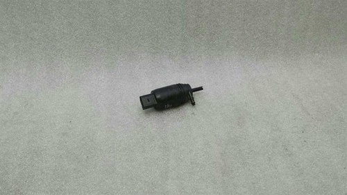 BMW 1 Series E81 Washer Fluid pump 67127199567 Waschwasserpumpe