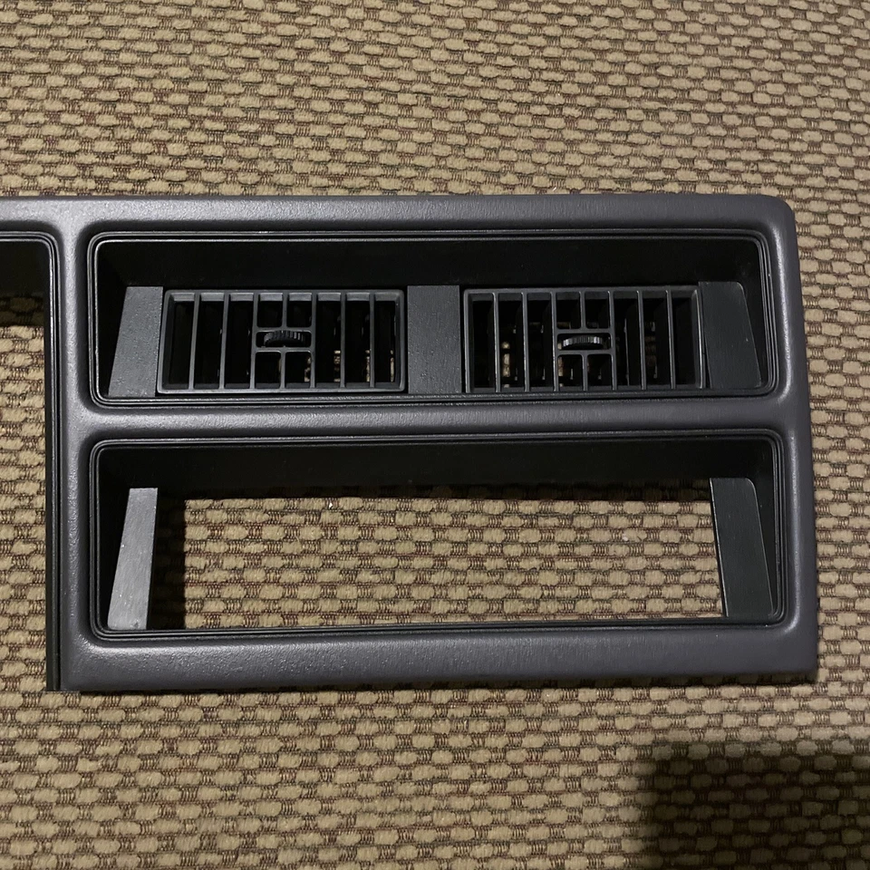 Velocímetro PLYMOUTH ACCLAIM 1989-1995 RADIO BISEL TABLERO MOLDURA VENTILACIONES DE AIRE NEGRO OEM Foto 3 de 4