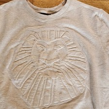 Rare Disneys The Lion King Official Musical Embossed Sweatshirt Cream Sz XL