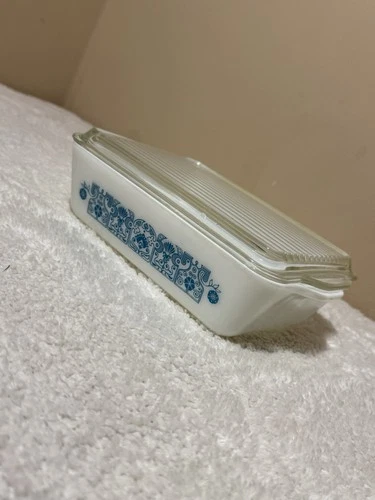 Pyrex #503 horizon blue vintage