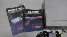 Pacchetto console Nintendo NES 4 giochi Mario, Double Dragon, Zapper 2 controller