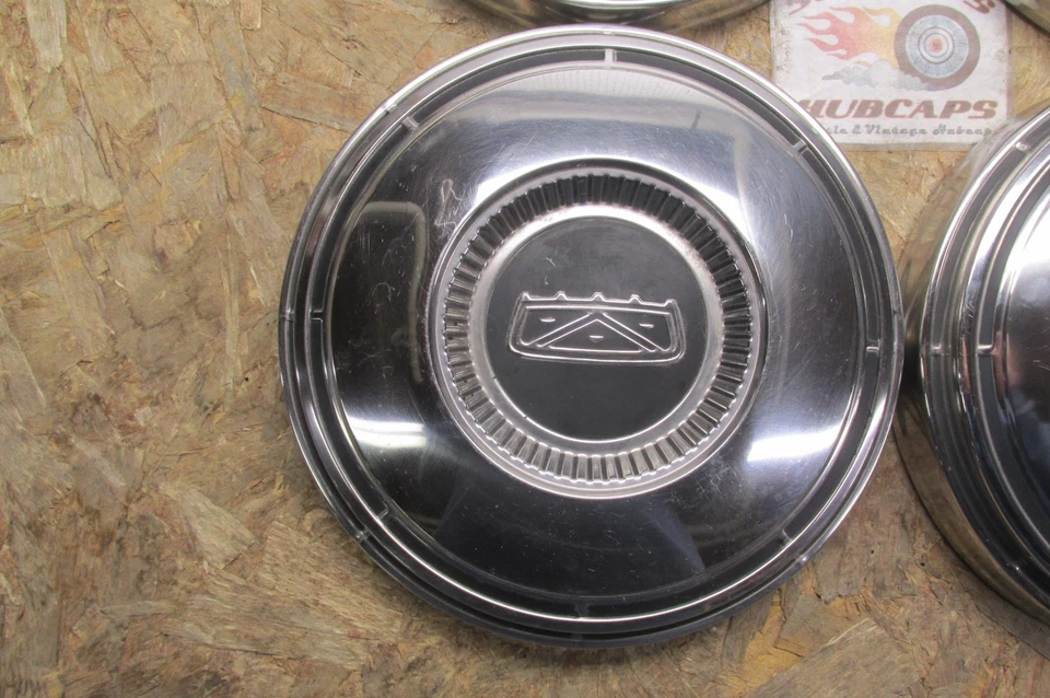 1967-80 FORD F100 1/2 TON PICKUP TRUCK, VAN POVERTY DOG DISH HUBCAPS, SET OF 4 - Image 2 of 4
