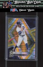 2019 Panini Chronicles 33 Jose Altuve Spectra Gold Pulsar #/10 Corner Ding