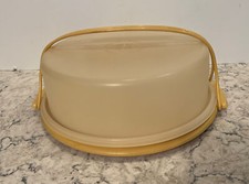 Tupperware Cake Pie Keeper Carrier Taker Round Harvest Gold Handle Vintage 719