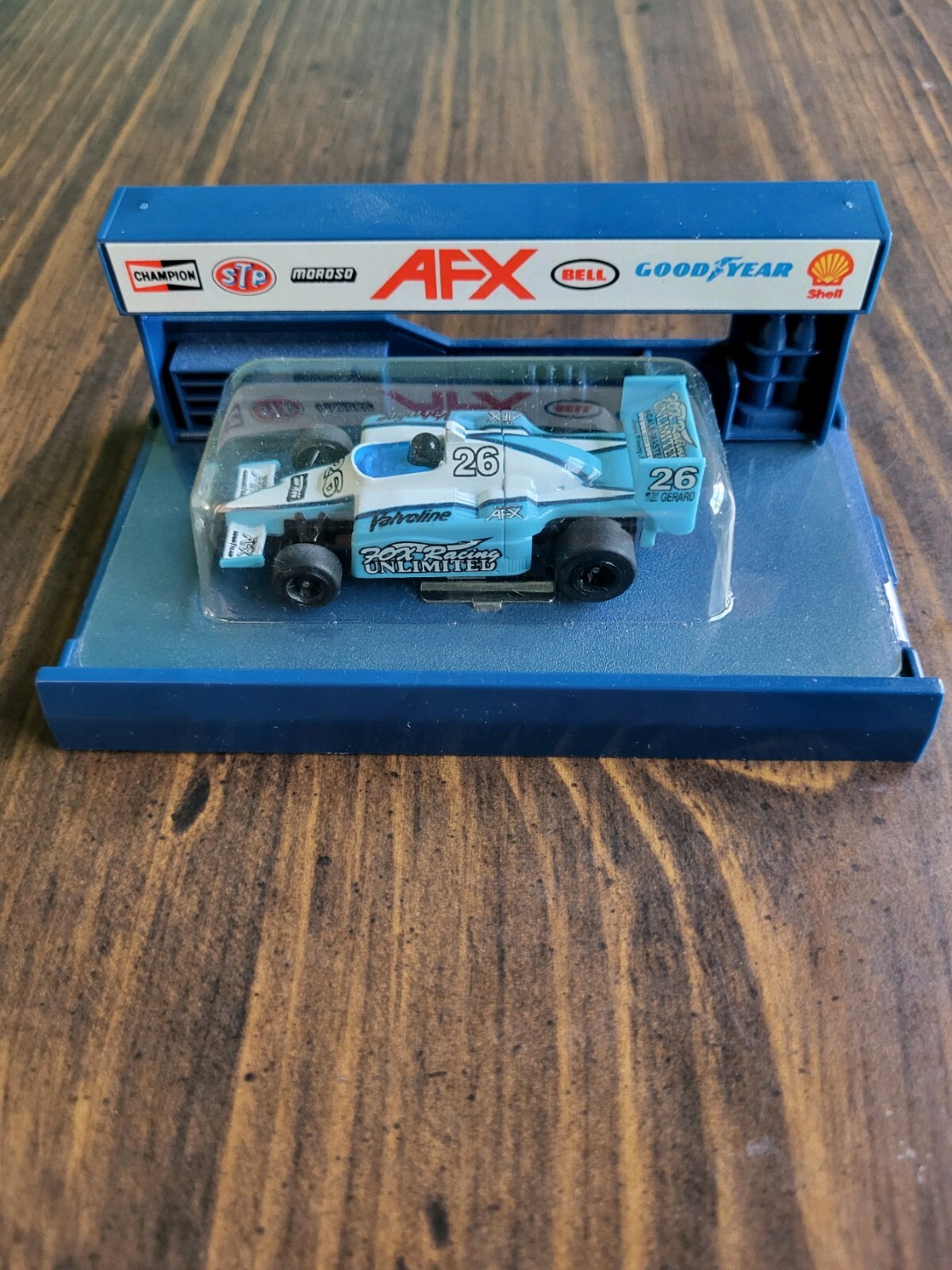 AFX TOMY TURBO FOX RACING # 26 INDY SLOT CAR, MINT NEVER BEEN RAN !!