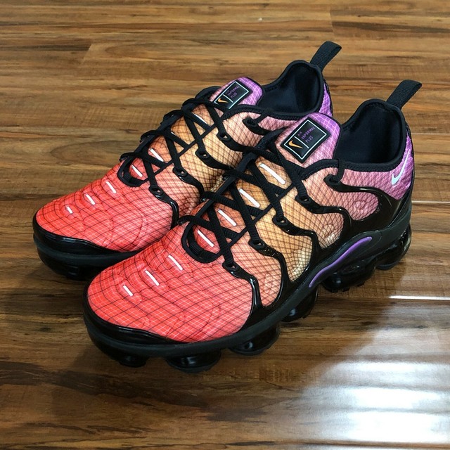 Size 9 - Nike Air VaporMax Plus Grid Sunset 2019 for sale online | eBay