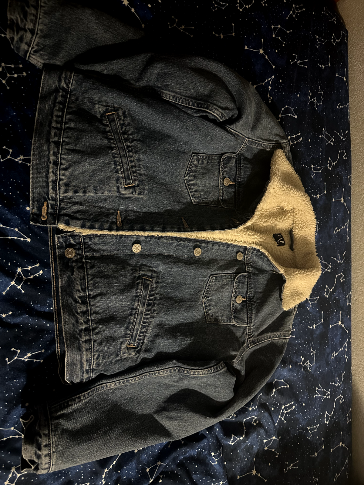 Foto 1 di 8