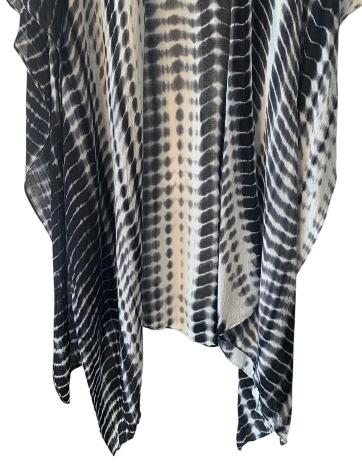 MICHAEL STARS Negro + Blanco Estampado Ruana Convertible Sarong Bufanda Envoltura Talla Única Foto 3 de 4