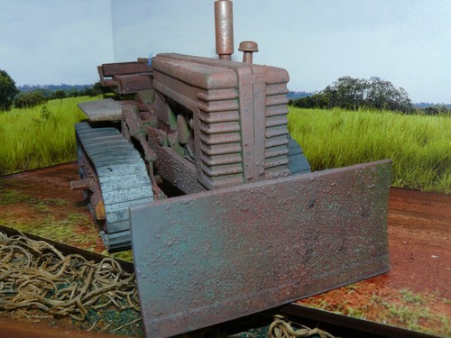 1:16 (DS) Unrestored and abandoned John Deere crawler with dozer blade - Picture 6 of 13