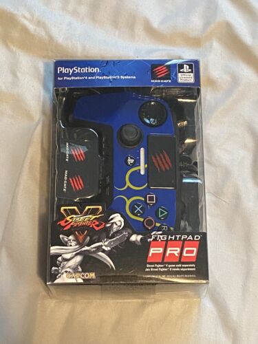 Mad Catz PS4 PS3 Street Fighter V FIGHT PAD PRO Controller BLUE COMPLETE IN BOX