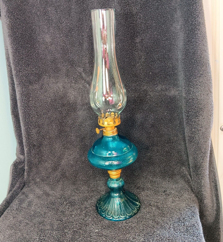 Blue/Teal Oil Lamp with Glass Top Made in Hong Kong NB