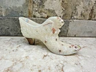 Fenton White Iridescent Cat Head Shoe Slipper Daisy and Button Pattern Signed