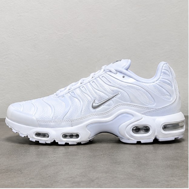 Zapatillas Nike Air Max Plus TN en talla 44