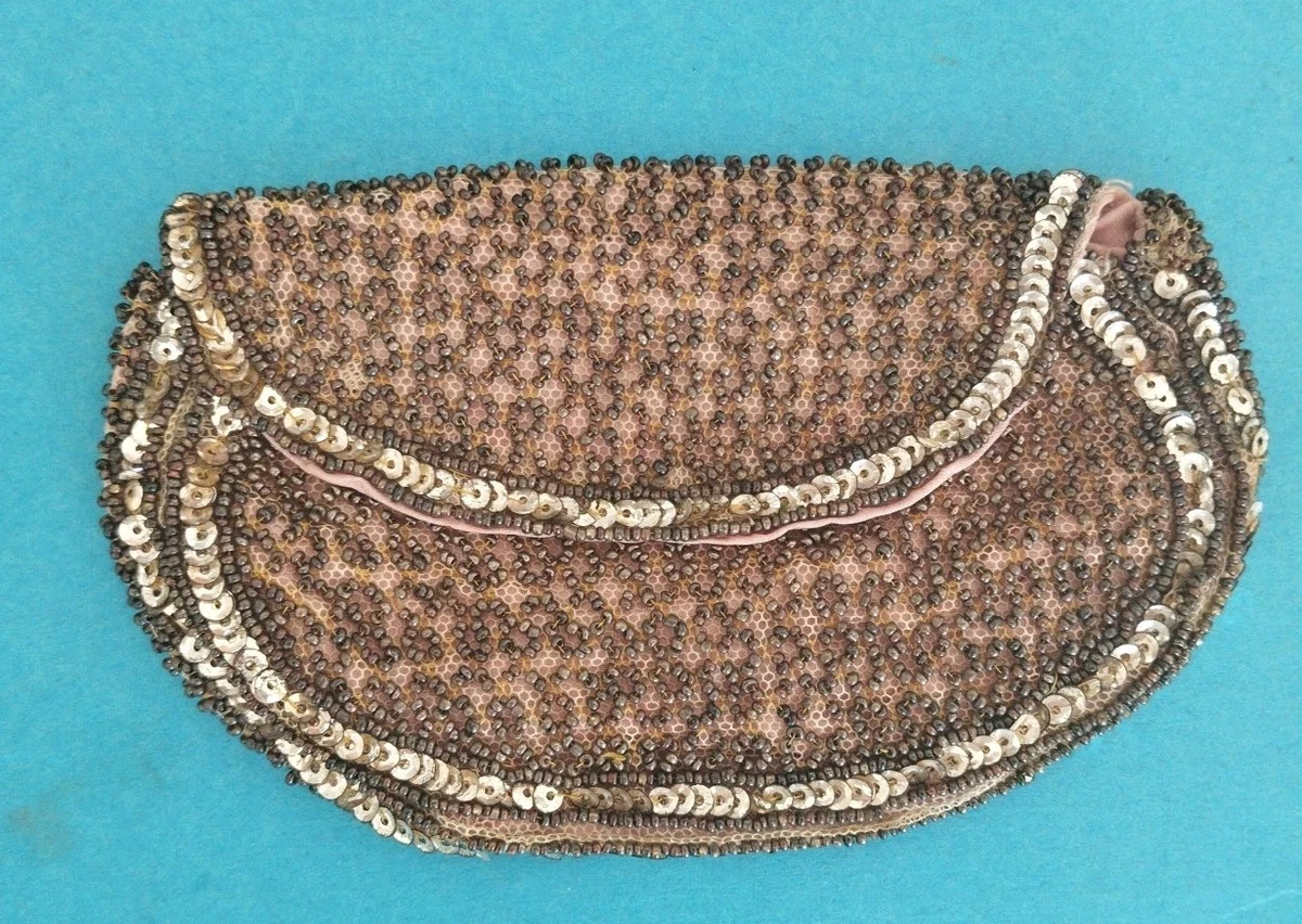Mini Sac Ancien Pour Poupée XIXe, Broderie Perles De Verre Bicolores, Fermoir Doré, à Restaurer