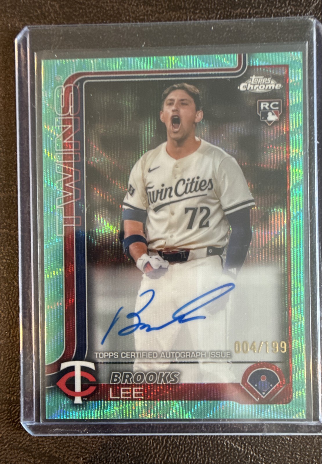 2025 Topps Chrome - Rookie Autographs Brooks Lee #RA-BL Aqua Wave Refractor /199