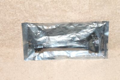 EVGA Molex to 6 Pin PCI Express PCIe Video Card Power Adapter W000 00 000144 NEW