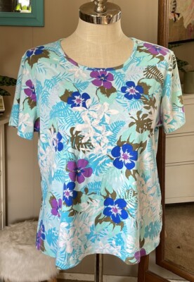 White Stag floral hibiscus print top. Women s Plus Size 20