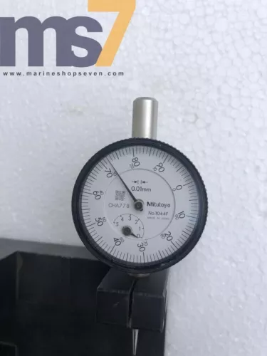 MITUTOYO NO.104 4F DIAL GAUGE INDICATOR WITH STAND